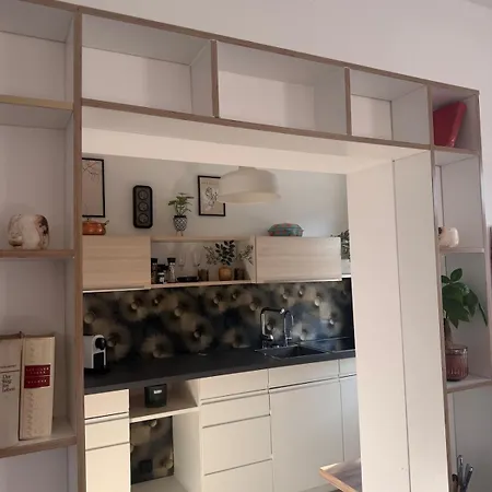 Apartment Stilvolles 3 Zi Im Musikerviertel Niederdorla