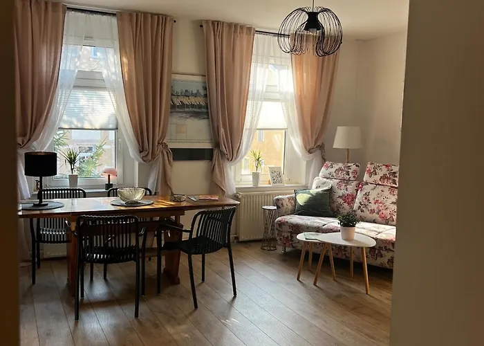 Stilvolles 3 Zi Im Musikerviertel Niederdorla