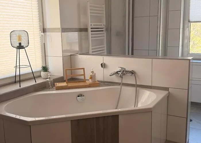 Apartment Stilvolles 3 Zi Im Musikerviertel Niederdorla